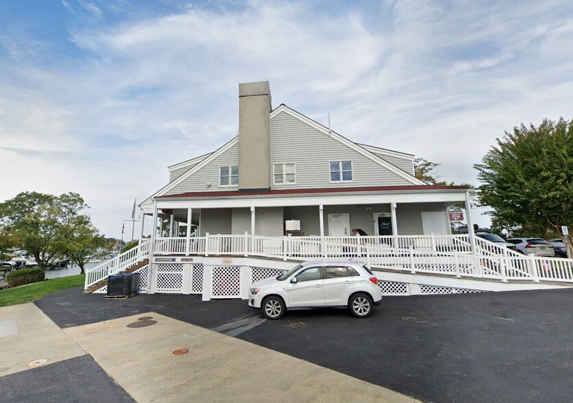 More Photos Of 980 Awald Rd, Annapolis Marina For Lease