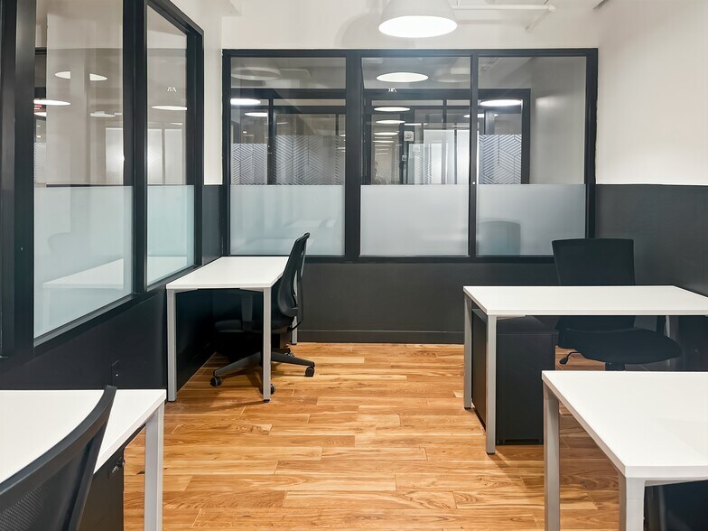 More Photos Of 142 W 57th St, New York Coworking Space