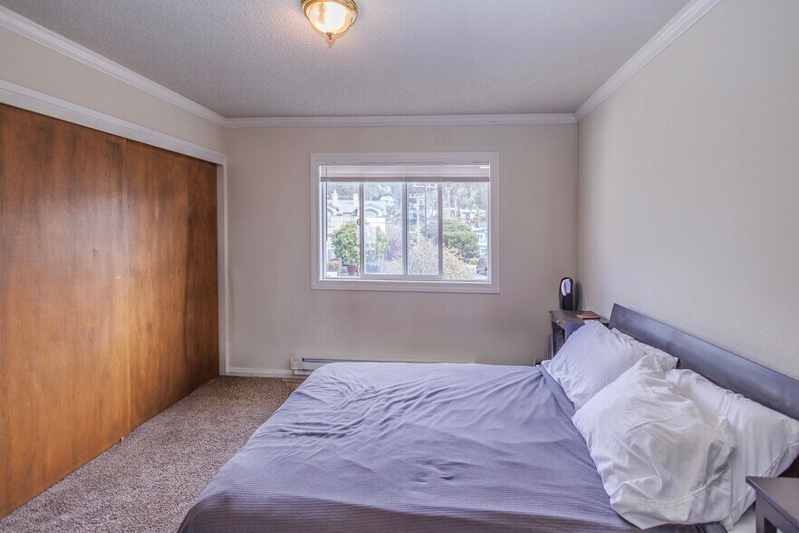More Photos Of 510 Avenue Alhambra, Half Moon Bay Apartments For Sale