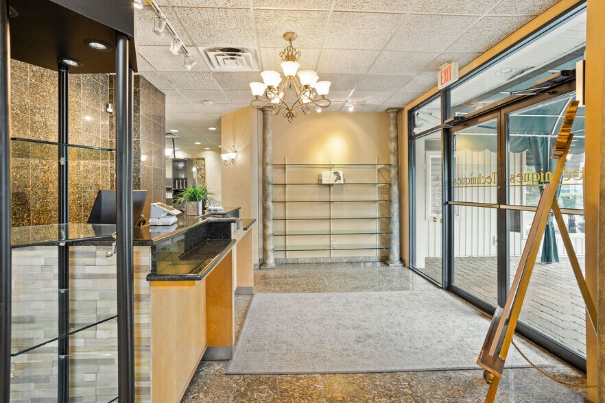 More Photos Of 1852 Chews Landing Rd, Blackwood Freestanding For Sale