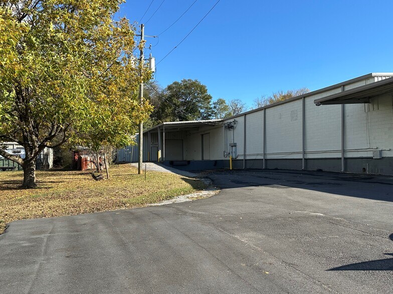 Primary Photo Of 100 Aiken St, Cartersville Manufacturing For Lease
