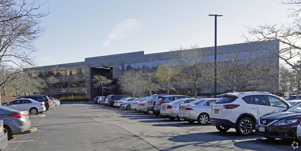 More Photos Of 400 Rella Blvd, Montebello Office For Lease