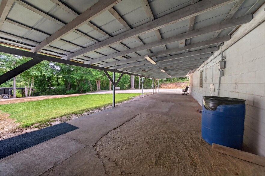 More Photos Of 409 Wagstaff Rd, Fuquay-Varina Manufacturing For Sale