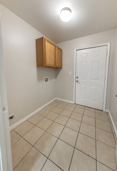 More Photos Of 602 N Belmont, Lubbock Apartments For Sale