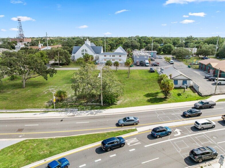 More Photos Of 433 King St, Cocoa Land For Sale