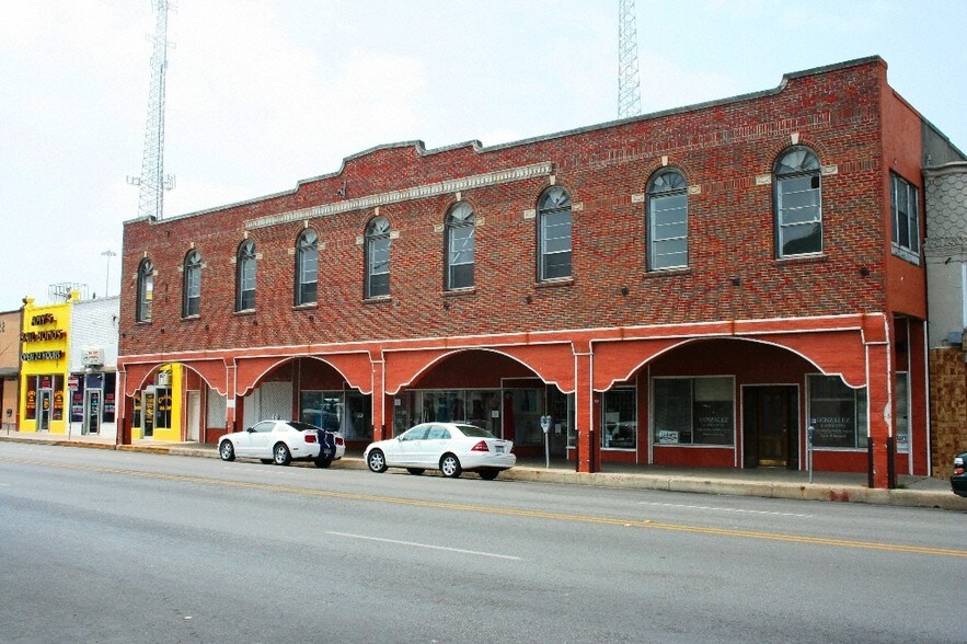 More Photos Of 1108-1114 Leopard St, Corpus Christi Storefront Retail Office For Lease