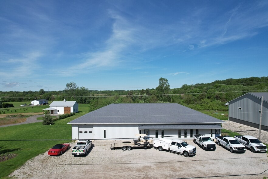 More Photos Of 1200 S Hartshorn Rd, Lakeside Marblehead Warehouse For Sale