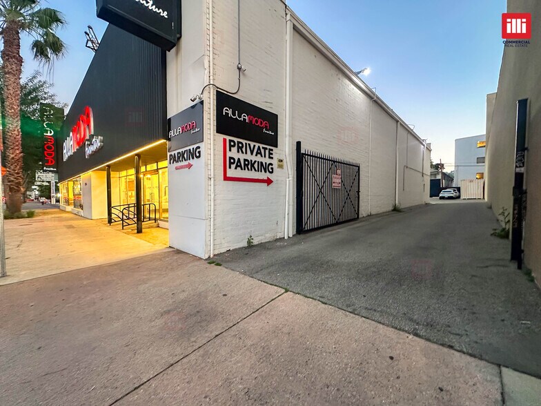 More Photos Of 15164-15200 Ventura Blvd, Sherman Oaks Storefront Retail Office For Lease