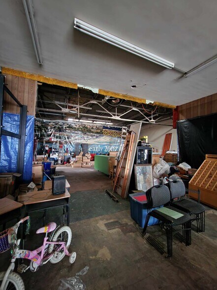 More Photos Of 709 Maine St, Quincy General Retail For Sale