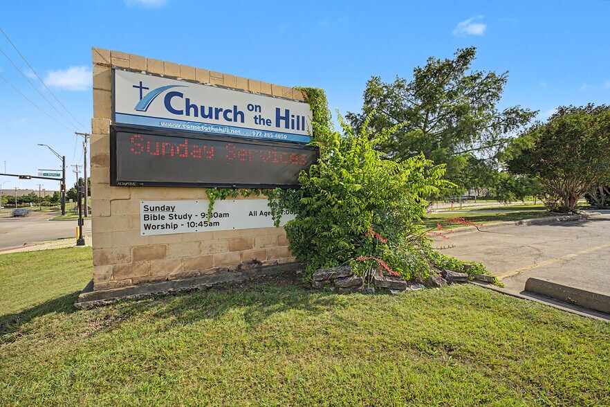 More Photos Of 2111 Skyline Dr, Mesquite Religious Facility For Sale