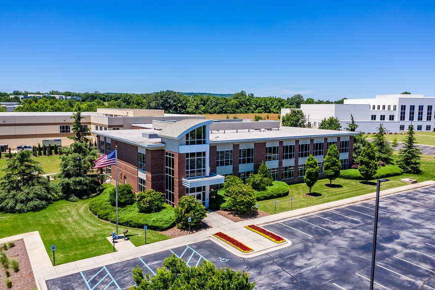 Primary Photo Of 330 Bob Heath Dr, Huntsville Office For Lease