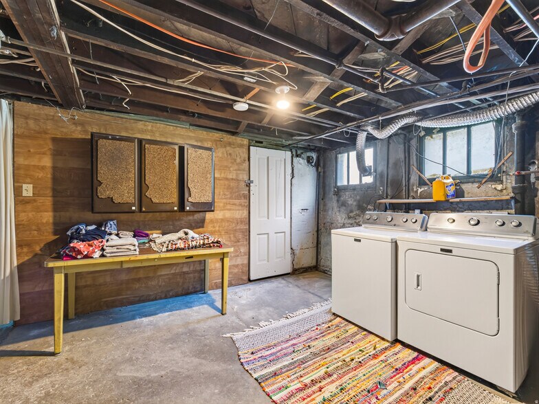 More Photos Of 457 E 100 S, Provo Apartments For Sale