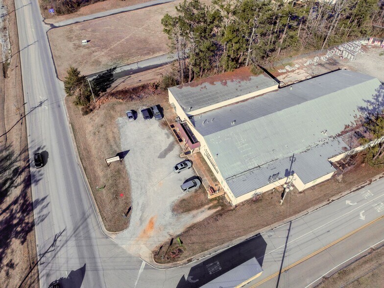 More Photos Of 2750 S Harper Rd, Corinth Manufacturing For Sale