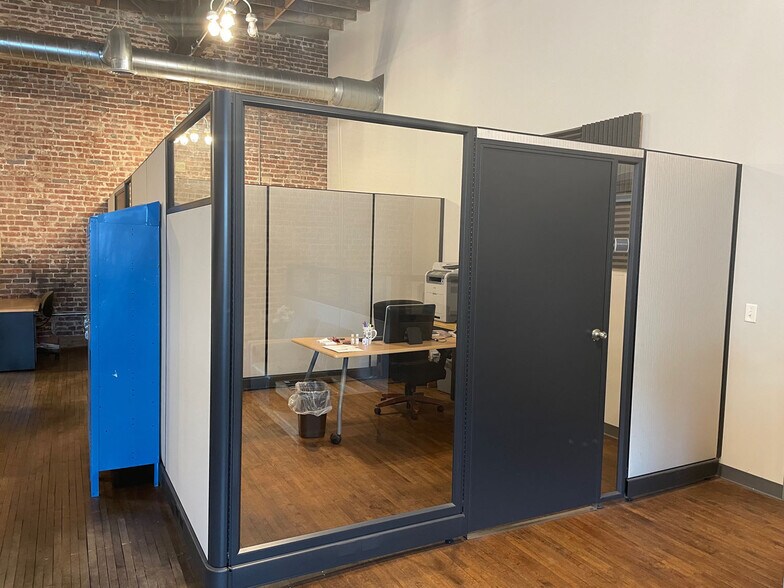 More Photos Of 3989 Broadway, Grove City Loft Creative Space For Lease