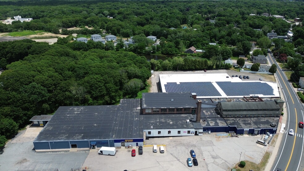 More Photos Of 1425 Kingstown Rd, South Kingstown Manufacturing For Sale