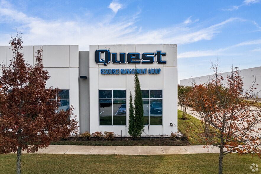 More Photos Of 3481 Plano Pky, The Colony Office For Lease