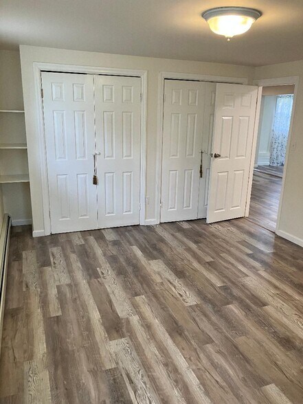 More Photos Of 141 Dunbar Ave, Fords Specialty For Sale