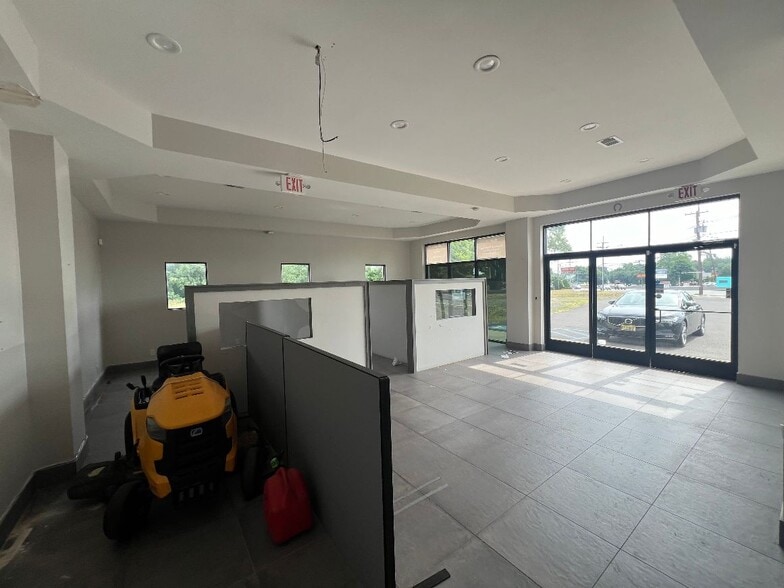 More Photos Of 2913 US 130, Delran Auto Dealership For Sale