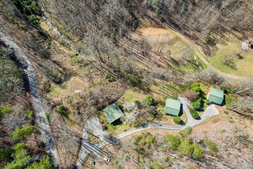 More Photos Of 33 Shepherds Creek rd, Bryson City Specialty For Sale