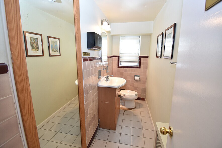 More Photos Of 1063 Palisade Ave, Fort Lee Office For Sale