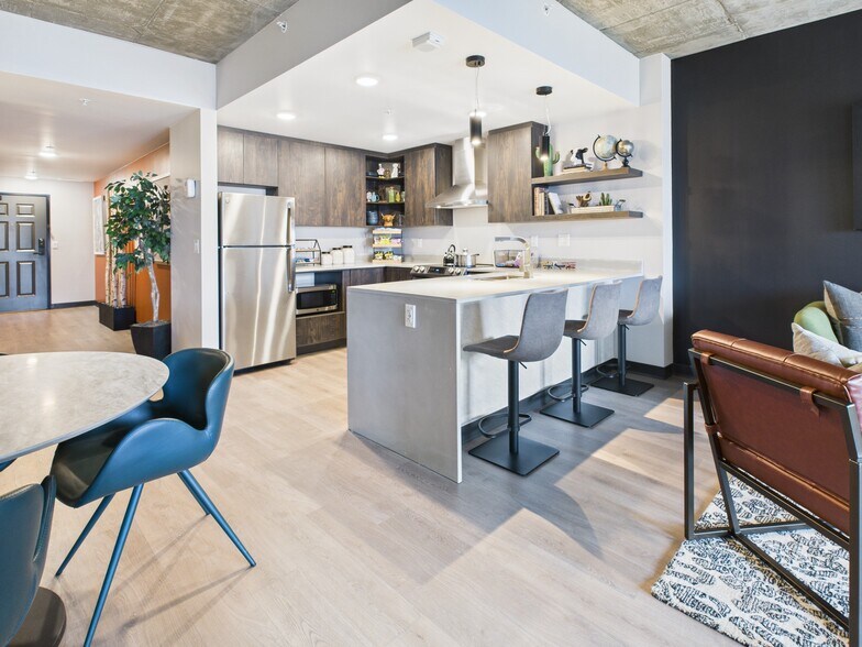 More Photos Of 215-219 S Water St, Henderson Apartments For Sale