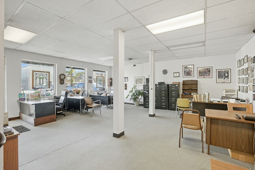 More Photos Of 5840 W 63Rd St, Chicago Freestanding For Sale