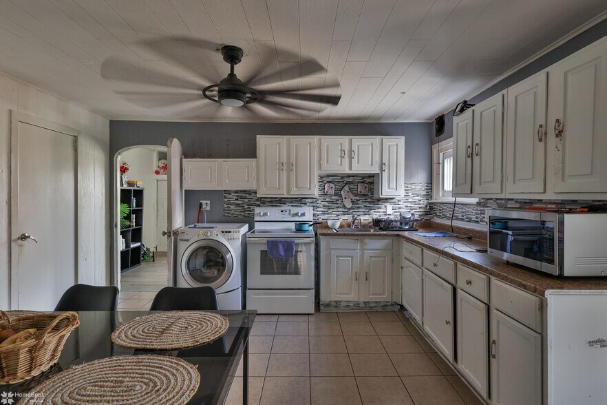 More Photos Of 902 W Wilkes Barre St, Easton Apartments For Sale