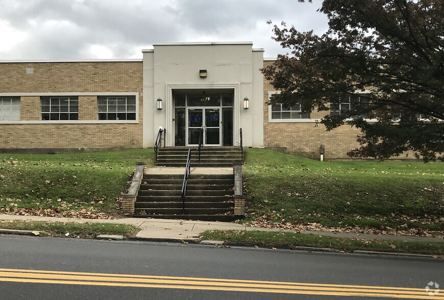 More Photos Of 950 Pembroke Rd, Bethlehem Manufacturing For Lease