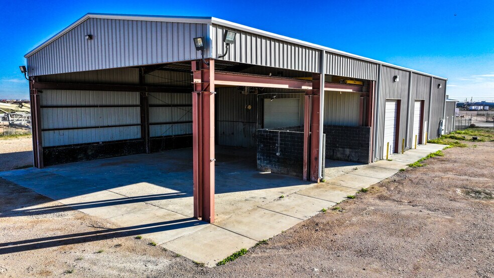 More Photos Of 3201 N County Road 1107, Midland Warehouse For Lease