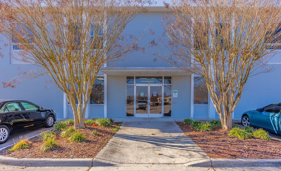 More Photos Of 812 W Innes St, Salisbury Medical For Sale