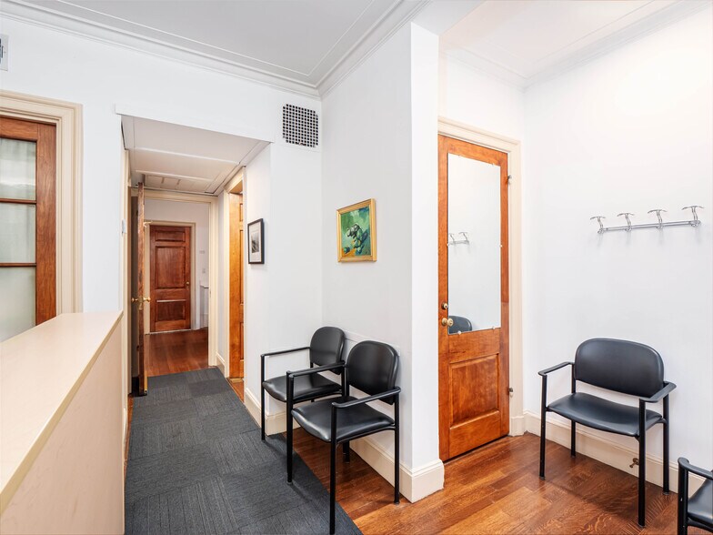 More Photos Of 133 E 80th St, New York Apartments For Sale