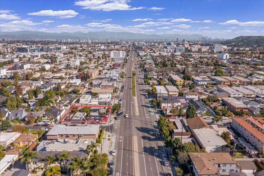 More Photos Of 10967 Venice Blvd, Los Angeles Land For Sale