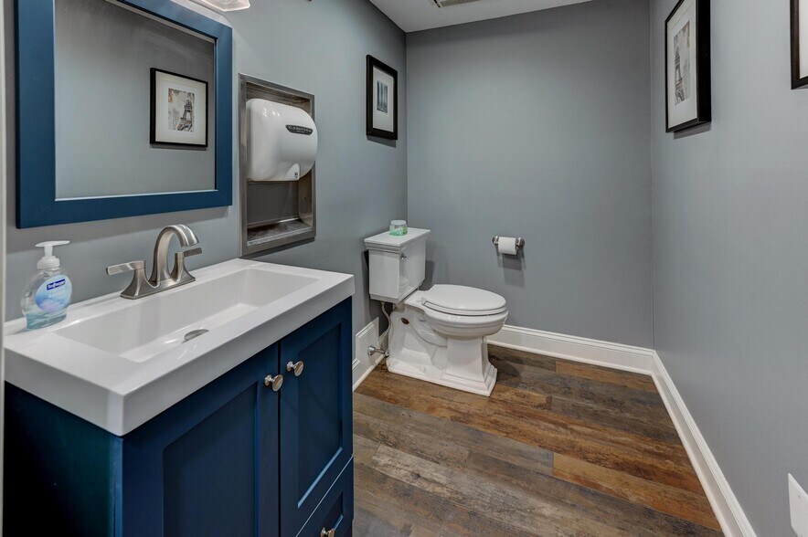 More Photos Of 105 Atsion Rd, Medford Medical For Sale