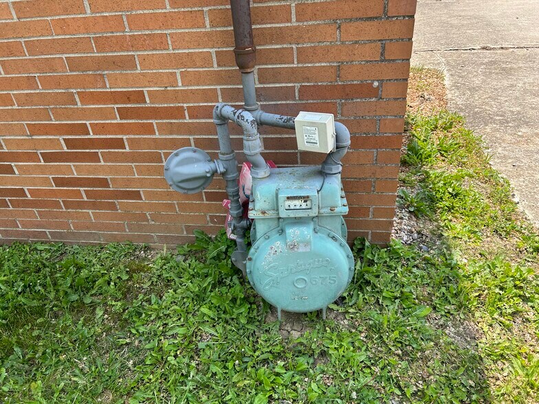 More Photos Of 540 N Warpole St, Upper Sandusky Freestanding For Sale