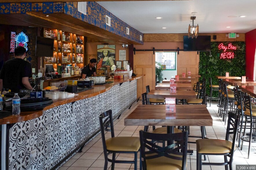 More Photos Of 4001 Tejon St, Denver Restaurant For Sale