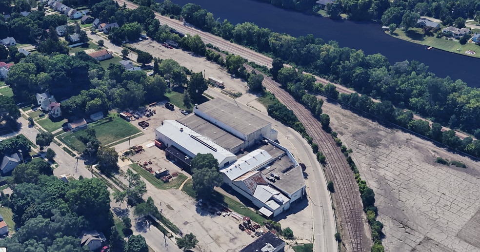 More Photos Of 2200 Olds Ave, Lansing Warehouse For Sale