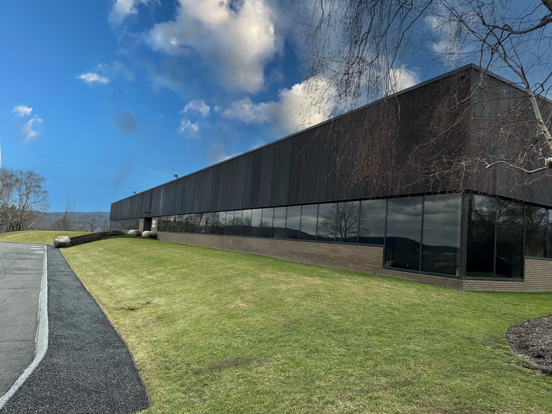 Primary Photo Of 36 Apple Ridge Rd, Danbury Manufacturing For Sale