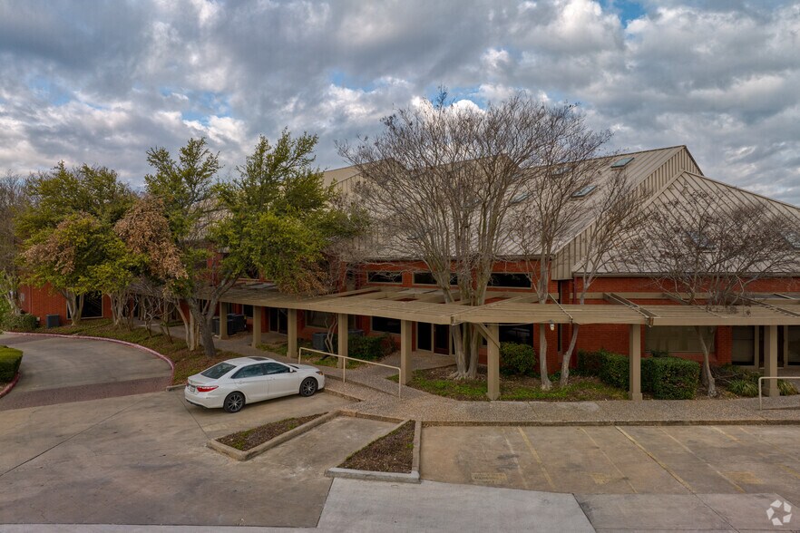 More Photos Of 11615 Angus Rd, Austin Office For Lease