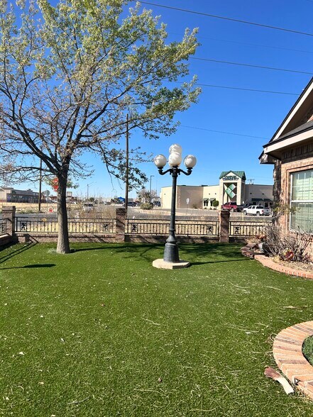 More Photos Of 1816 Linda Ave, Odessa Office For Lease