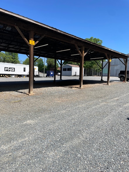 More Photos Of 7916 Pence Rd, Charlotte Land For Lease