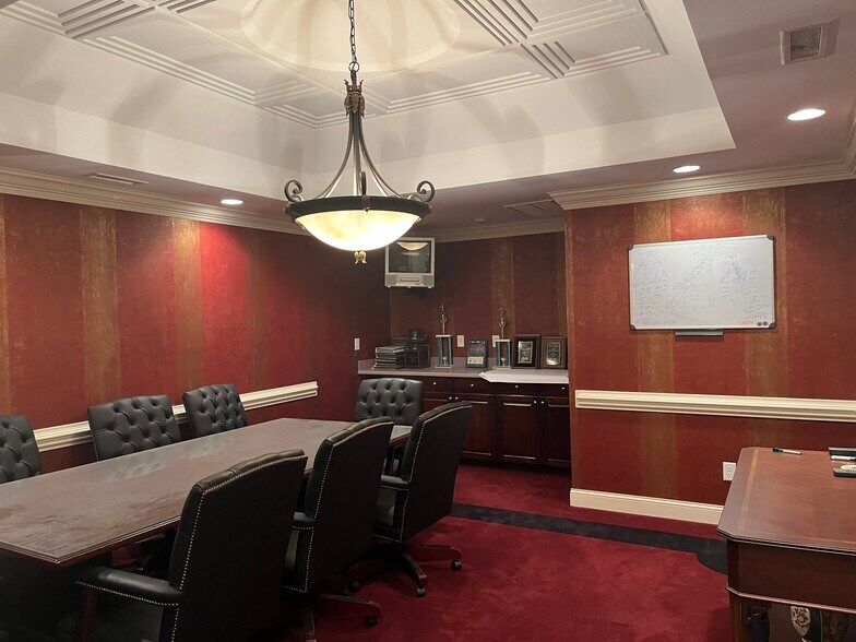 More Photos Of 136 Harley Rd, Wilmington Industrial For Sale