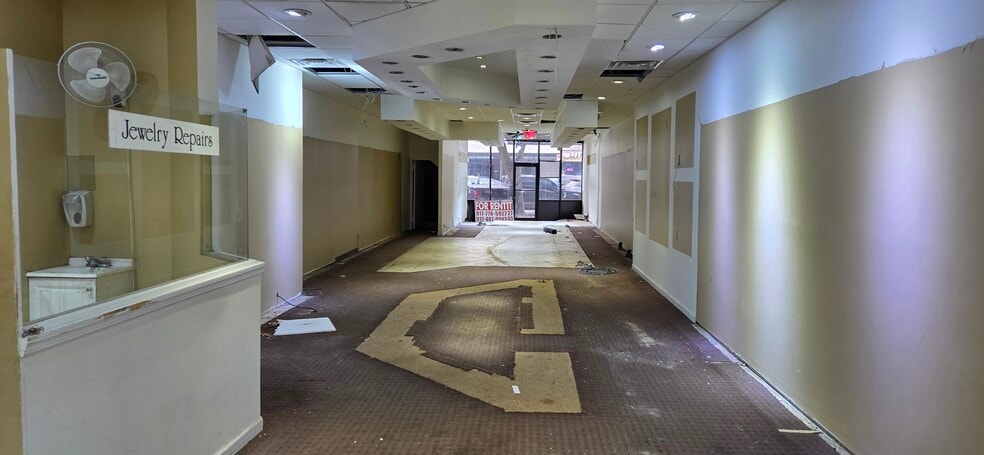 More Photos Of 1220 Kings Hwy, Brooklyn Storefront Retail Office For Lease