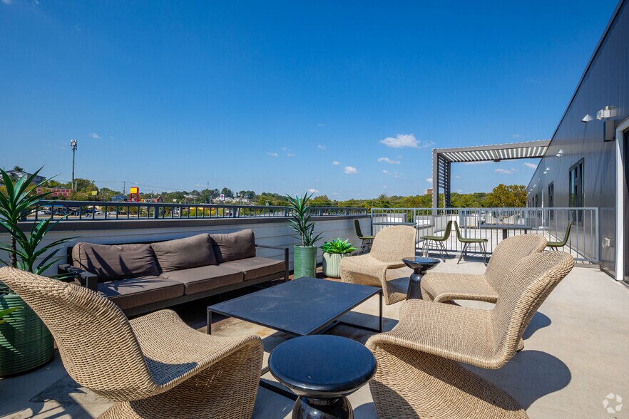 More Photos Of 4040 Travis Dr, Nashville Apartments For Sale