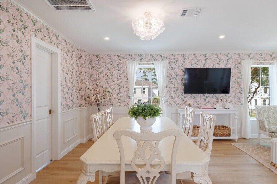 More Photos Of , Houston Multifamily For Sale