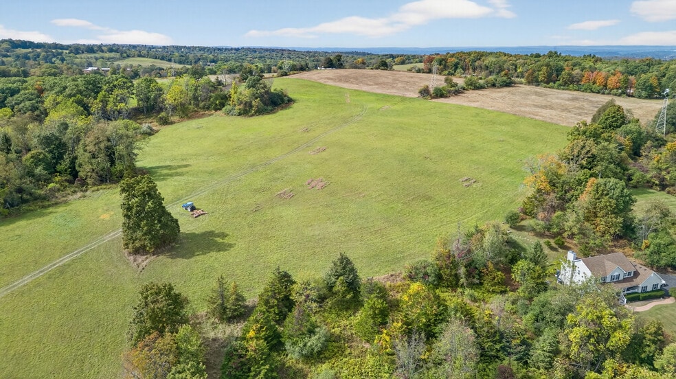 More Photos Of 65 Four Corners Rd, Warwick Specialty For Sale