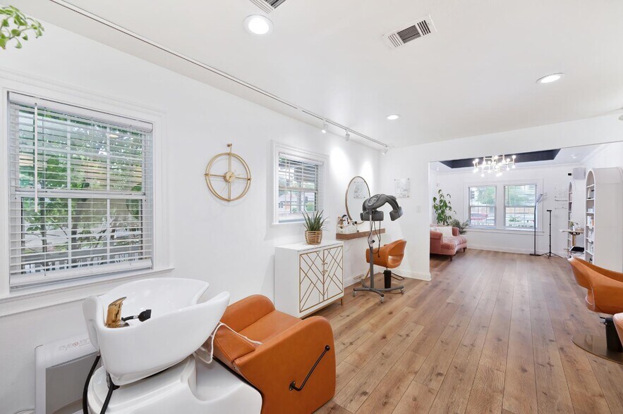 More Photos Of 512 Riley St, Folsom Office For Sale