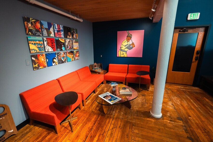 More Photos Of 3600 Clipper Mill Rd, Baltimore Office For Lease