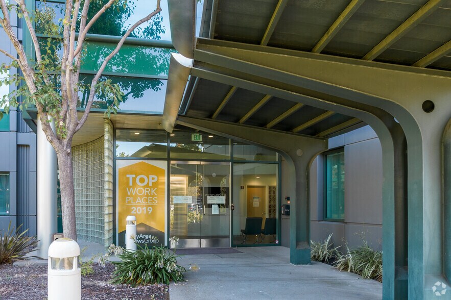 More Photos Of 300 Wind River Way, Alameda Unknown For Lease