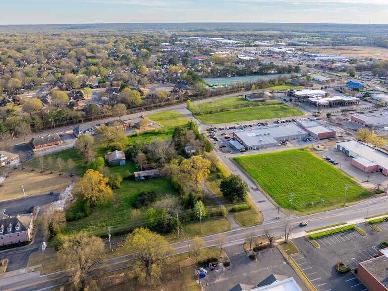 More Photos Of Macon Rd @ Country Village Dr., Cordova Land For Sale