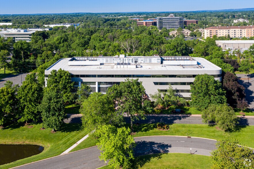 More Photos Of 300 Atrium Dr, Somerset Office For Lease